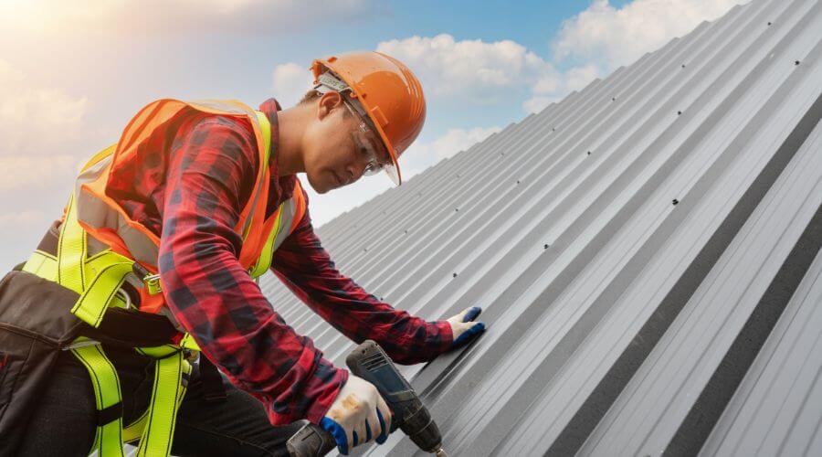 Professional Emergency Roof Repairs services in Peytona, WV